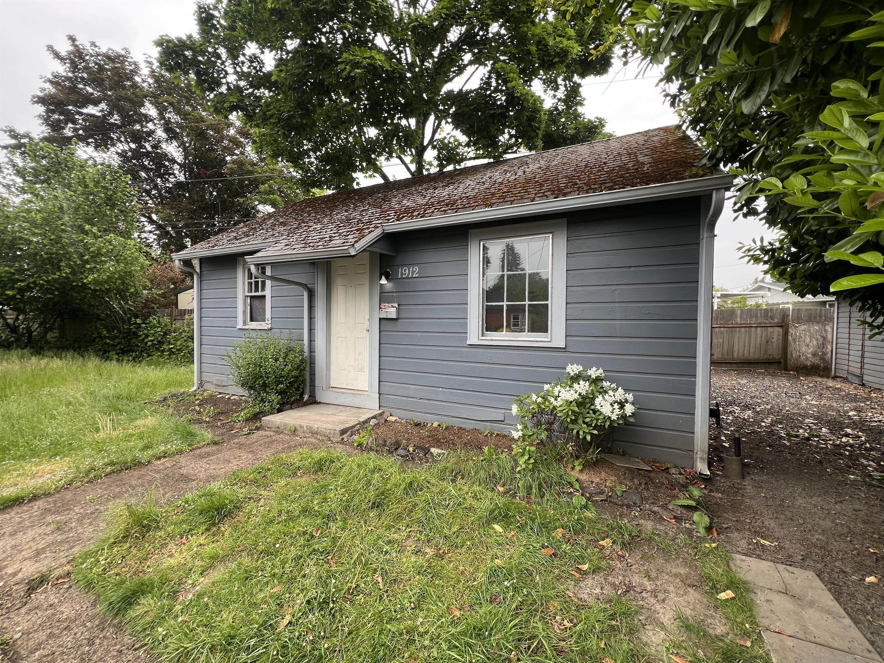 1912 20th Street Northeast